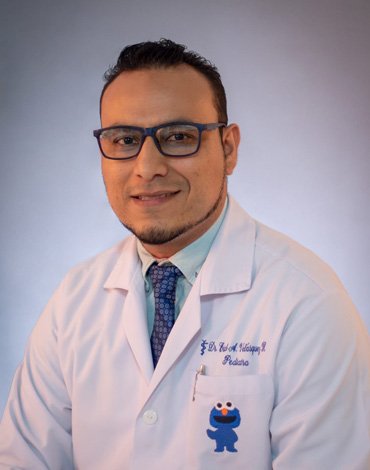 Dr. Erick Velásquez